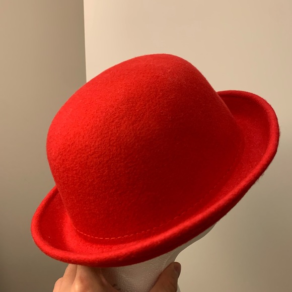 Red Hat - Picture 3 of 3